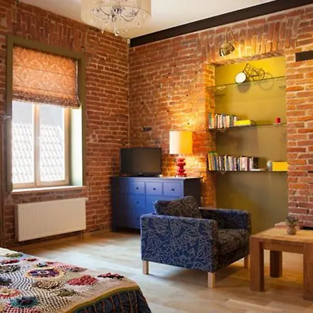 Luxury Old Town Apartment