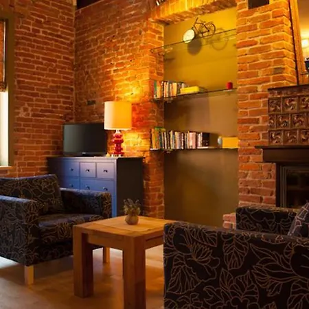 Luxury Old Town Apartment *