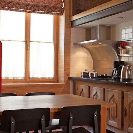 Luxury Old Town Apartment