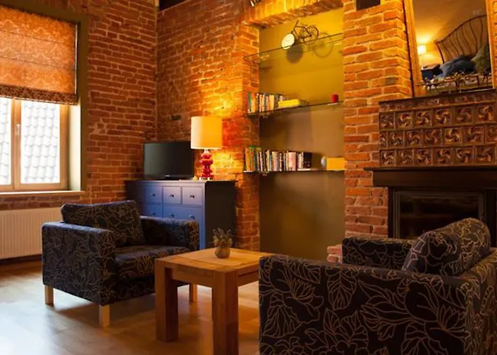 Luxury Old Town Apartment *